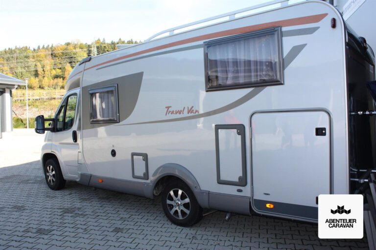 Buerstner-Travel-Van-T620-3